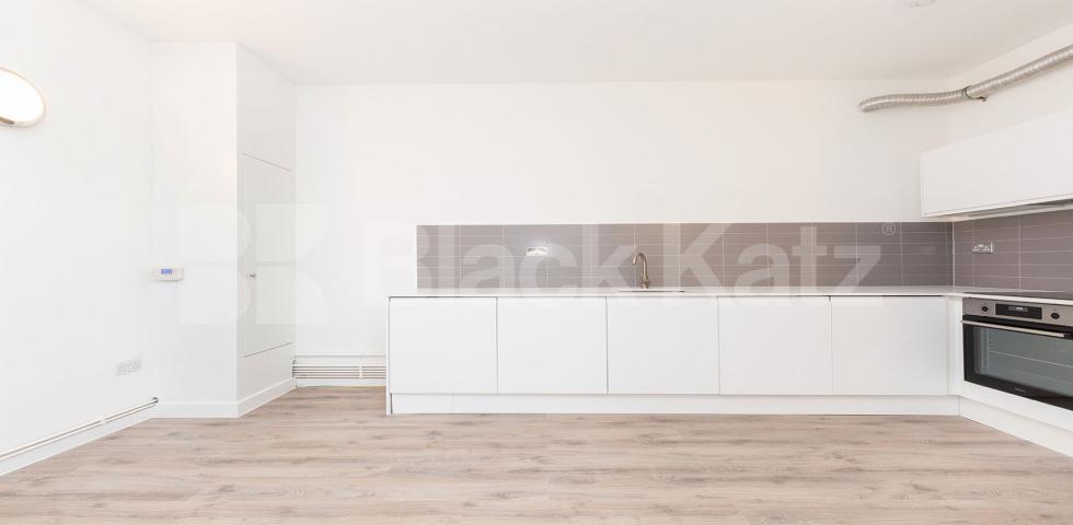 			1 Bedroom, 1 bath, 1 reception Apartment			 SPRINGFIELD HOUSE LOFTS-TYSSEN STREET, DALSTON/HAGGERSTON